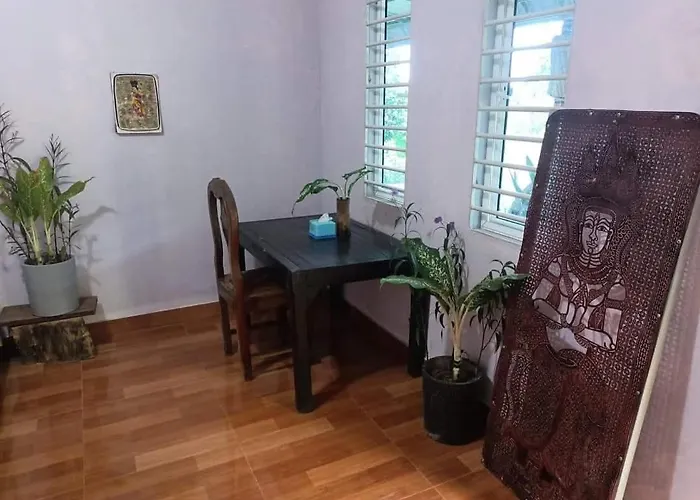 Monyharch Angkor Homestay, *