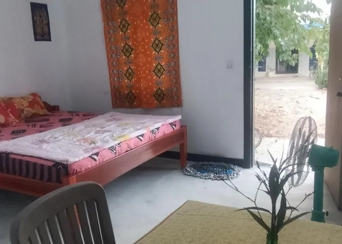 Monyharch Angkor Homestay, *